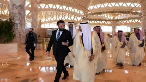 الرئيس احمد الشرع يصل إلى السعودية في أول زيارة له خارج البلاد