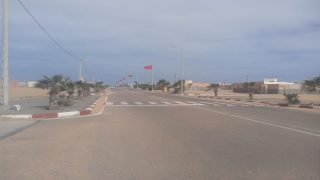 قرية فم الواد بين المطرقة و السندان
