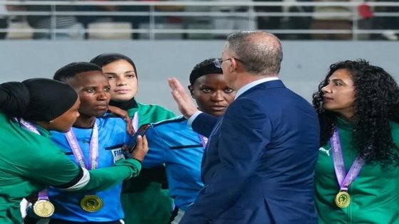 الكاف يقيل مدير التحكيم بعد فضيحة نهائي كأس إفريقيا للسيدات