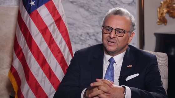 واشنطن تفتح أبوابها في الصحراء”.. مستشار ترامب يؤكد رسمياً افتتاح القنصلية الأمريكية بالأقاليم الجنوبية للمملكة