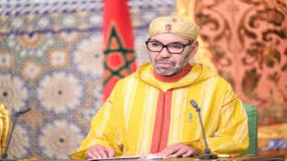 الملك محمد السادس يدعو الرئيس الجزائري عبد المجيد تبون إلى “حوار أخوي صادق”و يدعو صحراويي تندوف للعودة و جمع الشمل مع اهلهم في المغرب