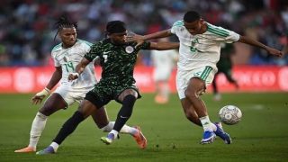 نيجيريا تعبر الجزائر بثنائية نظيفة في كأس أمم إفريقيا
