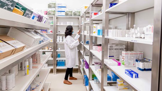 سحب عاجل لدواء “كيوروسرف” من الأسواق المغربية بسبب مخاطر تلوث ميكروبي