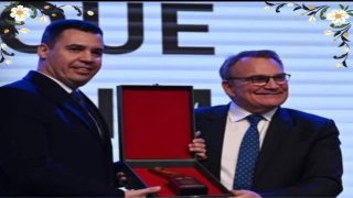 وسام كفاءة من واشنطن إلى العيون: تتويج عبد الحكيم زروق يكرّس ثقافة الاعتراف بالتميز الإداري