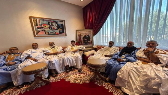 شيوخ القبائل والمؤسسات المنتخبة بالعيون نحو نموذج جديد لتدبير الشأن المحلي