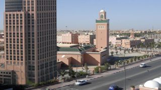 العيون :دعوات لإحداث معهد للعلوم الشرعية بالعيون بعد انتقال المدرسة الفرنسية إلى مقرها الجديد