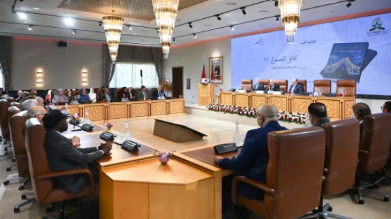 أكاديمية المملكة تحتفي بصدور مرجع فكري دولي يستعرض التحولات الاستراتيجية للأقاليم الجنوبية