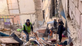 ضحايا و جرحى في انهيار مبنى سكني بجنان الورد بمدينة فاس
