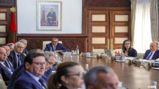 مجلس الحكومة يصادق على مشروع مرسوم يتعلق بإصلاح المراكز الجهوية للاستثمار وبإحداث اللجان الجهوية الموحدة للاستثمار
