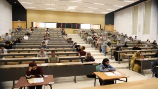 كلية الطب والصيدلة بالعيون تحتضن المباراة المشتركة لولوج كليات الطب والصيدلة وطب الأسنان