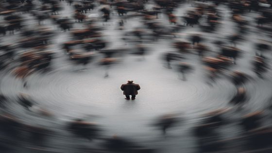 شرف البقاء أو عار التعفن: أي خيار تفرضه حرية الإنسان؟