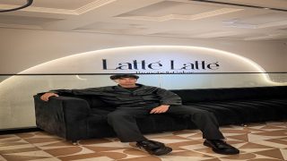هل صرنا نعيش اللحظة… أم نعيش من أجل تصويرها؟