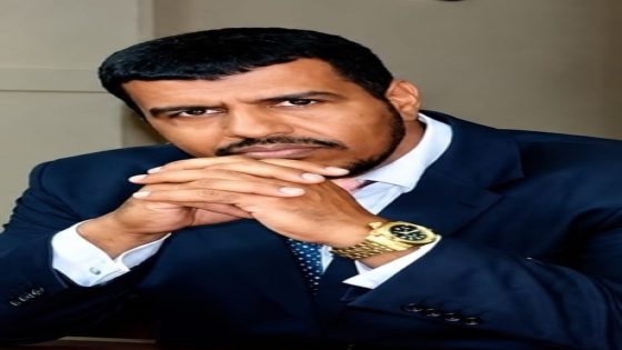 محمد النعمة بيروك.. رجل يكتب ما قد تنساه الذاكرة