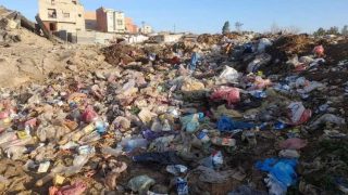 التلوث البيئي بمجرى الوادي في أمسرا يدفع جمعيات مدنية إلى المطالبة بالتدخل