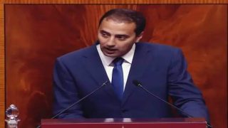 الاتحاد الاشتراكي يعيد ترتيب فريقه النيابي ويزكي الحسن لشكر رئيسا له